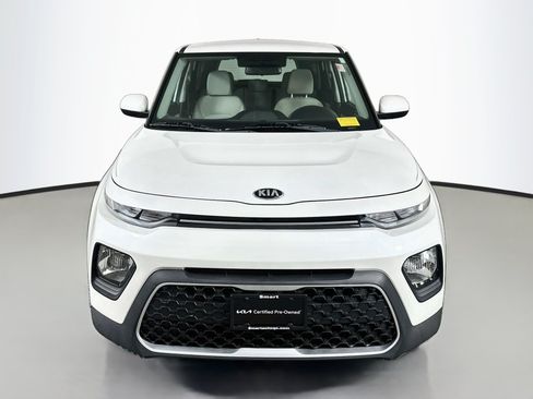 Used 2020 Kia Soul LX FWD image 2