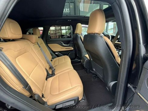 Used 2021 Lincoln Corsair Reserve w/ Equipment Group 201A image 16