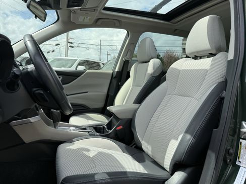 Used 2023 Subaru Forester Premium image 13