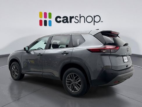 Used 2023 Nissan Rogue S image 3