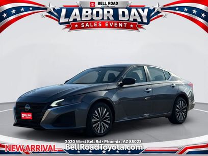 Used 2025 Nissan Altima 2.5 SV