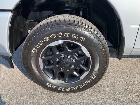 Used 2026 RAM 2500 Laramie AWD/4WD image 2