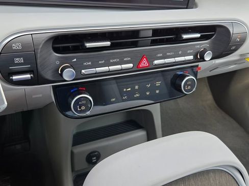 New 2026 Hyundai Palisade SE FWD image 9