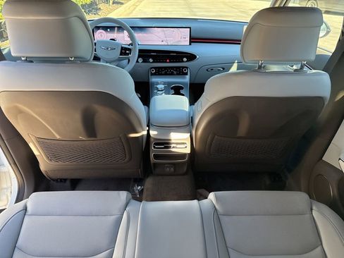 New 2026 Genesis GV70 2.5T Advanced image 15