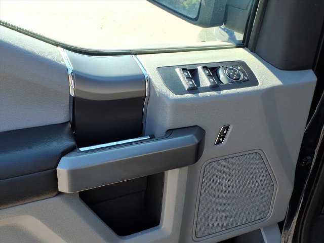 Used 2020 Ford F150 XLT w/ Equipment Group 302A Luxury AWD/4WD image 14