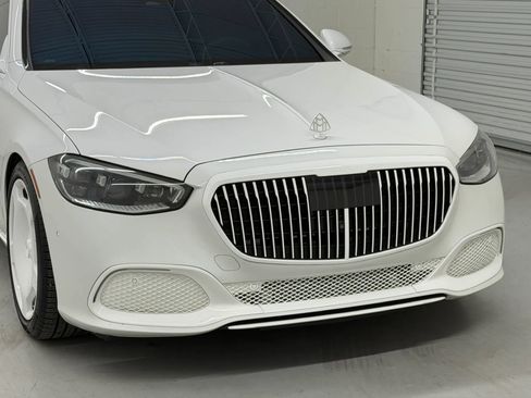 Used 2024 Mercedes-Benz Maybach S 680 4MATIC image 48