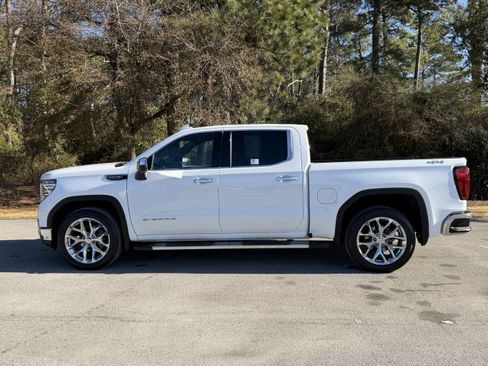 Used 2022 GMC Sierra 1500 SLT w/ SLT Premium Plus Package image 72