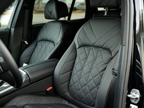 New 2026 BMW X5 xDrive40i w/ Climate Comfort Package image 22