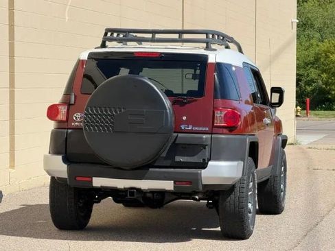 Used 2008 Toyota FJ Cruiser 4WD image 10