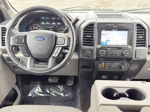 Used 2018 Ford F150 XLT w/ Equipment Group 302A Luxury image 26