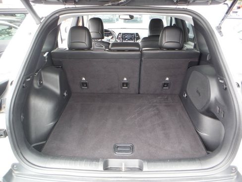 Used 2020 Jeep Cherokee Limited AWD/4WD image 40