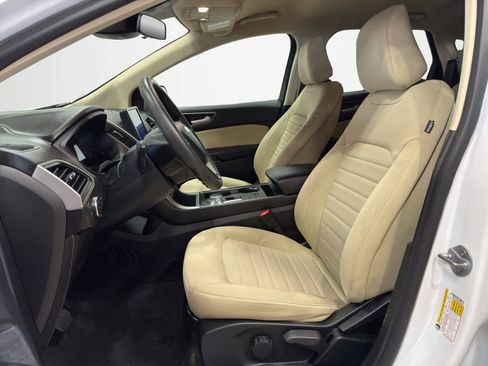 Used 2022 Ford Edge SE w/ Cargo Accessory Package image 12