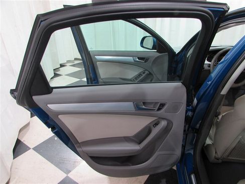 Used 2009 Audi A4 2.0T Premium image 37