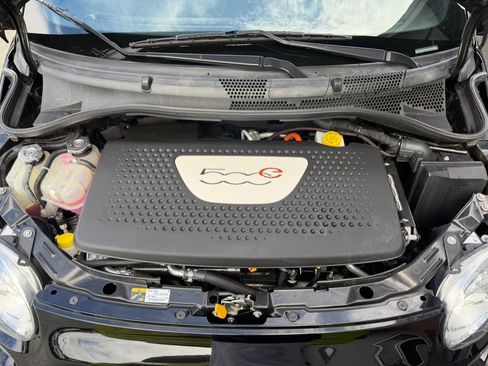 Used 2019 FIAT 500 e image 40