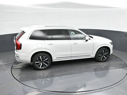 New 2026 Volvo XC90 B5 Core image 19