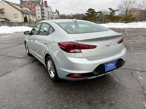 Used 2019 Hyundai Elantra SEL image 8