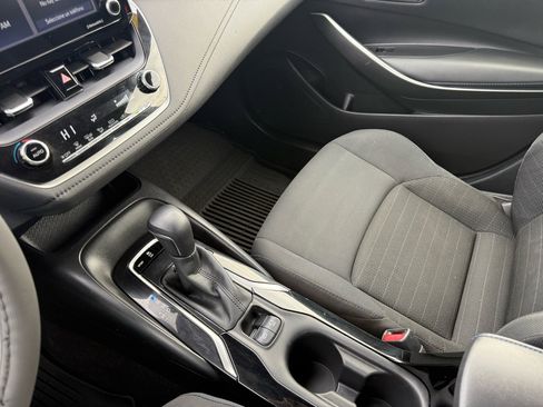 Used 2022 Toyota Corolla SE image 9