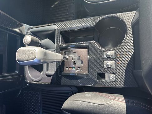 Used 2024 Toyota 4Runner TRD Off-Road Premium image 27