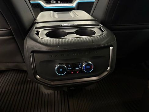 New 2026 Ford Expedition Tremor image 19