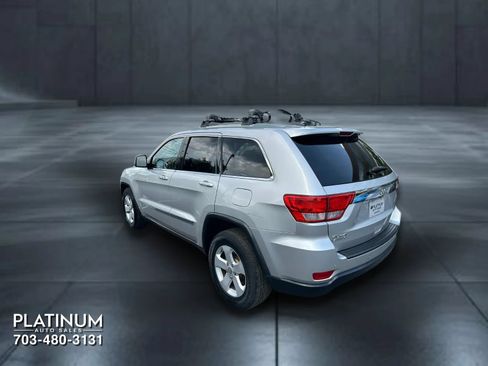 Used 2012 Jeep Grand Cherokee Laredo AWD/4WD image 8