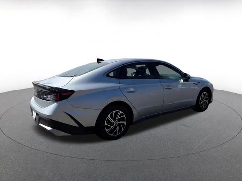 Used 2026 Hyundai Sonata Blue FWD image 15