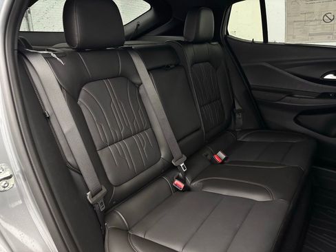 New 2026 Buick Envista Avenir image 38