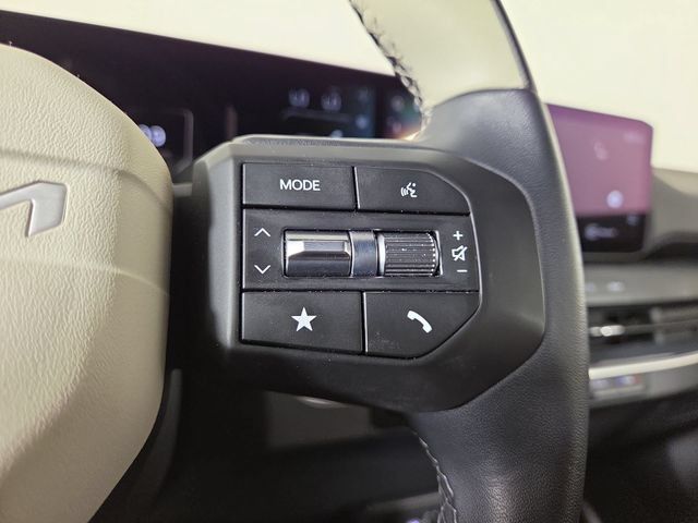 Certified 2025 Kia K4 GT-Line Turbo FWD image 22