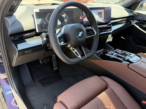 New 2026 BMW 530i xDrive w/ M Sport Package AWD/4WD image 22