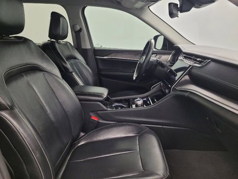 Used 2021 Jeep Grand Cherokee L Limited image 21