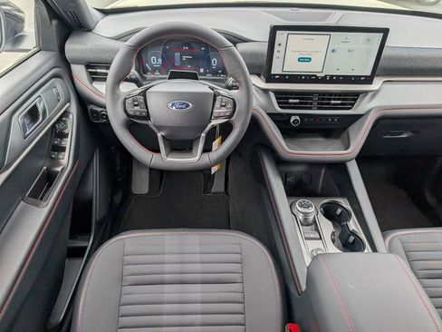 New 2026 Ford Explorer ST-Line image 8