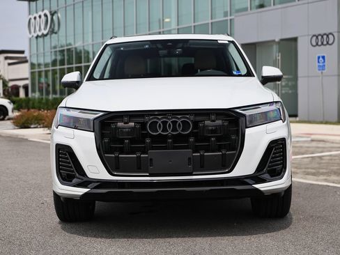 Used 2025 Audi Q7 2.0T Premium Plus AWD/4WD image 13
