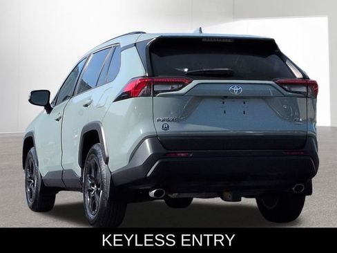 Certified 2021 Toyota RAV4 XLE AWD/4WD image 8