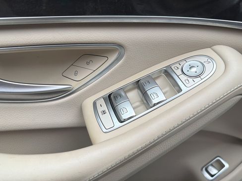 Used 2020 Mercedes-Benz S 560 Sedan image 15