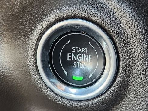 Used 2020 GMC Sierra 1500 SLT image 21