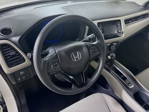 Used 2022 Honda HR-V LX image 10