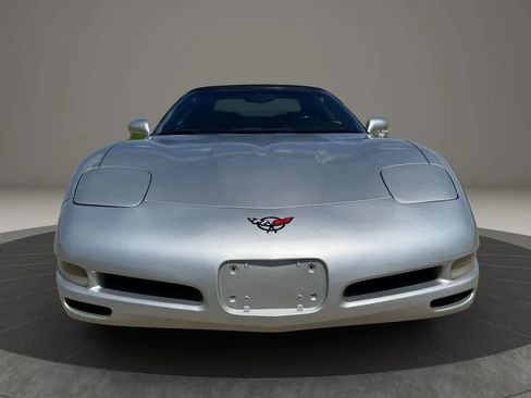 Used 2003 Chevrolet Corvette Convertible w/ Preferred Equipment Group1 RWD image 8
