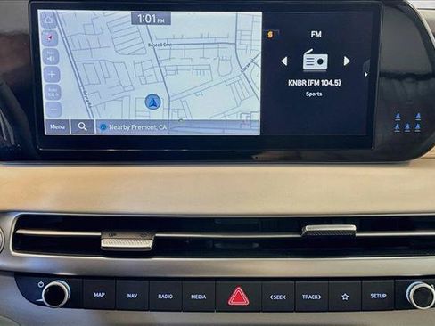 Used 2024 Hyundai Palisade Limited FWD image 14