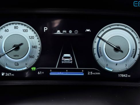 Used 2023 Hyundai Kona SE FWD image 19