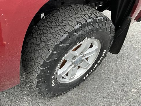 Used 2013 GMC Sierra 1500 SLE w/ Power Tech Package AWD/4WD image 38