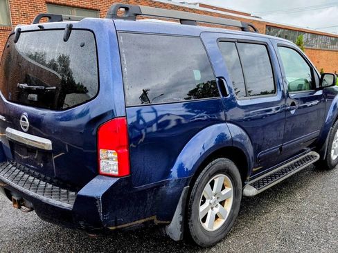 Used 2012 Nissan Pathfinder SV AWD/4WD image 8
