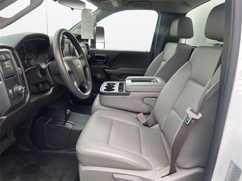 Used 2017 Chevrolet Silverado 3500 W/T image 9