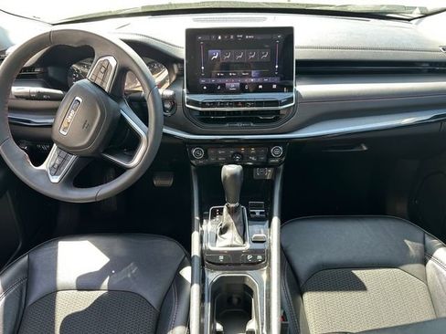 Used 2022 Jeep Compass Trailhawk image 17