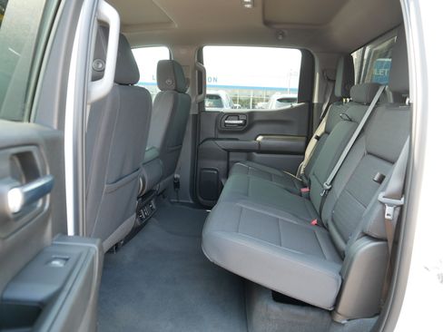 Used 2025 Chevrolet Silverado 1500 Custom Trail Boss w/ Turbomax Blackout Package AWD/4WD image 34