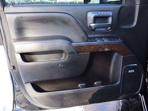 Used 2018 GMC Sierra 3500 Denali w/ Duramax Plus Package image 24