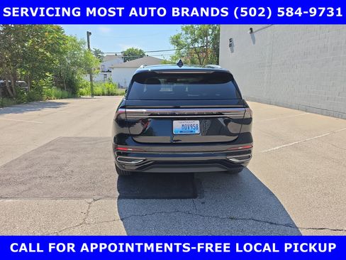 Used 2024 Lincoln Nautilus Reserve w/ Equipment Group 202A AWD/4WD image 5