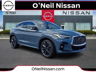 Used 2025 INFINITI QX55 Essential video 1