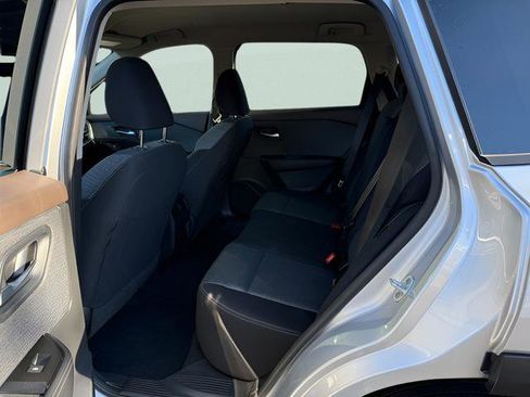 Used 2023 Nissan Rogue SV AWD/4WD image 4