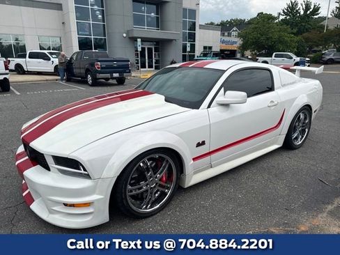 Used 2008 Ford Mustang GT Premium RWD image 1
