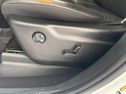 Certified 2023 Dodge Durango GT image 45