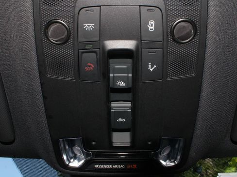 Used 2025 Audi Q3 2.0T Premium AWD/4WD image 13